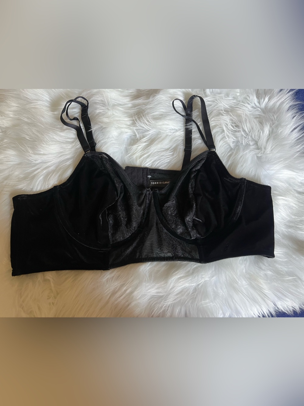 Black Velvet Lace-Trim Bralette - Women's Intimates